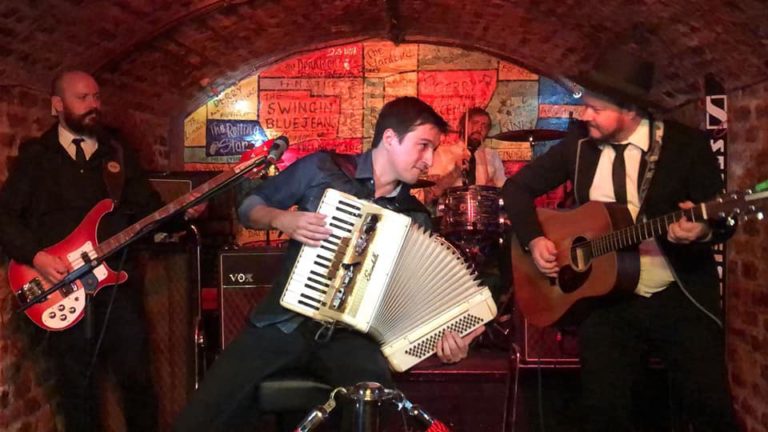 Diego Dias - Beatles no Acordeon