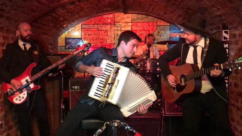 Diego Dias - Beatles no Acordeon