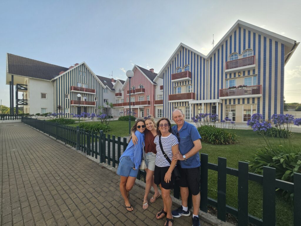 aveiro em um dia: praia da costa nova
