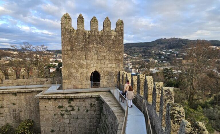 Guimarães em um dia: Castelo de Guimarães